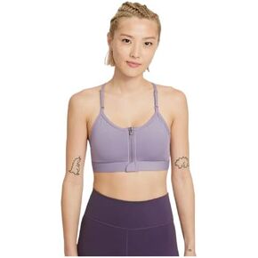 حمالة صدر رياضية مبطنة للنساء من Nike Dri-FIT Indy بسحاب أمامي منخفض الدعم in Kuwait