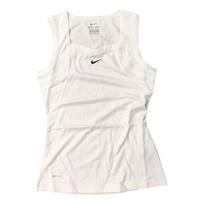 توب حريمي Nike Dri-FIT Border II مقاس كبير أبيض, L in Saudi Arabia
