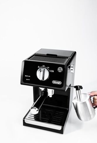 De'Longhi ECP3420 Bar Pump Espresso and Cappuccino Machine, 15", Black in Kuwait