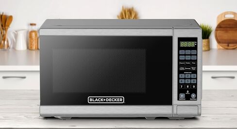 BLACK+DECKER 0.7 Cu. Ft. 700-Watt Compact Countertop Digital Microwave Oven, LED Lighting, Child Lock, Stainless Steel in Kuwait