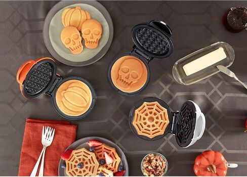 SPIDERWEB MINI WAFFLE MAKER (White) in Saudi Arabia