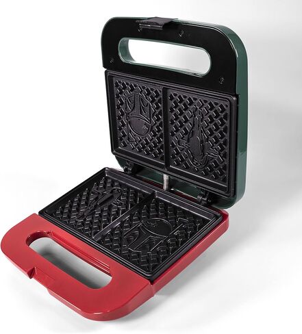 Uncanny Brands WM2-SRW-BBF Star Wars Boba Fett Double-Square Waffle Maker, 9" x 9", Green in Saudi Arabia