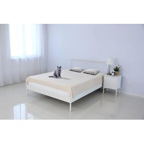 Thin Reversible Waterproof Protective Bed Cover (King Size, 100 x 96 inch), for Pets, Babies; Incontinence, Dirt, Drool in Saudi Arabia