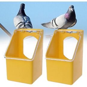 موزع مياه لتغذية الطيور والسمان والدجاج من بيجون، عبوة من قطعتين مع اوعية طعام للحيوانات الاليفة بفتحتين لتناول الطعام in Kuwait