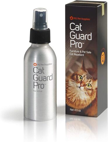 طارد القطط من Cat Guard Pro Pet Safe Furniture - زجاجة رذاذ سعة 4 أونصة - رائحة الأوكالبتوس in Saudi Arabia