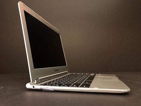 Samsung 11.6" LED 16GB Chromebook Exynos 5 Dual-Core 1.7GHz 2GB XE303C12-A01US in Saudi Arabia