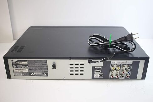 Samsung VHS to DVD Recorder VCR Combo w/ Remote, HDMI in Kuwait