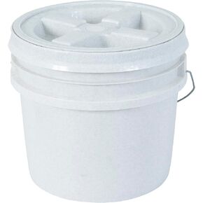دلو تخزين طعام الحيوانات الأليفة من GAMMA2 Vittles Vault Outback بوزن 10 رطل، صنع في الولايات المتحدة الأمريكية in Saudi Arabia