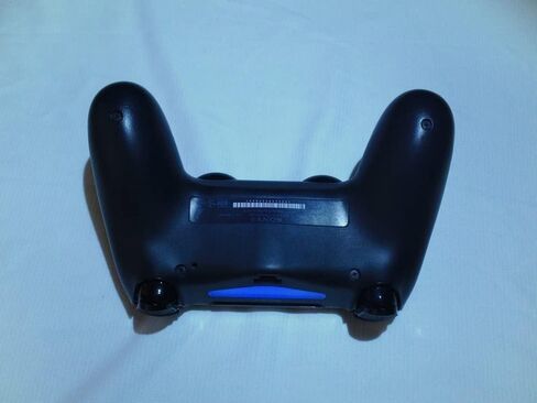 Sony PlayStation 4 Dualshock 4 Wireless Controller, Black (New) in Saudi Arabia