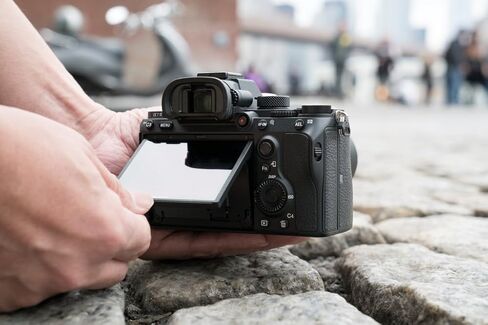 Sony a7 III ILCE7M3/B Full-Frame Mirrorless Interchangeable-Lens Camera with 3-Inch LCD, Black with 20mm F1.8 Lens in Saudi Arabia