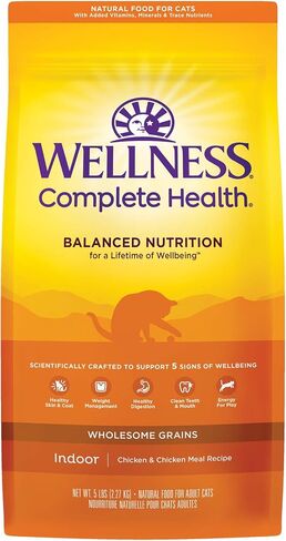 Wellness Complete Health Natural Dry Cat Food with Wholesome Grains, Made in USA with Real Meat (Adult Cat, Chicken & Chicken Meal Recipe, 5-Pound Bag) in Kuwait