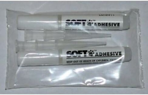 مخالب ناعمة من TheCatandKittenStore: 4 (أربعة) أعواد غراء لاصقة و12 (اثنا عشر) طرفًا لأداة توزيع المكياج + لعبتين in Kuwait