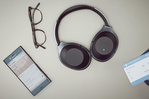 Sony Noise Cancelling Headphones WH1000XM2: Over Ear Wireless Bluetooth Headphones with Microphone - Hi Res Audio and Active Sound Cancellation - Gold (2017 model) in Saudi Arabia