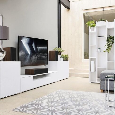 زوج مكبرات الصوت على رف الكتب Klipsch Reference Premiere RP-600M II مع قرن Tractrix الهجين الجديد كليًا الأكبر حجمًا 90 درجة × 90 درجة، ومكبرات صوت سيراميكية مقاس 6.5 بوصة لصوت المسرح المنزلي الديناميكي باللون الأبنوسي in Saudi Arabia