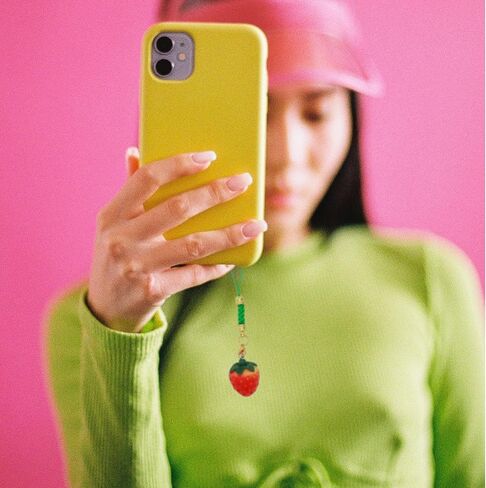 Showkanbay Kawaii الهاتف سحر لطيف الفراولة الديكور الهاتف سحر سحر سحر الهاتف سحر قلادة حقيبة الهاتف هدية لفتاة الهاتف الخليوي سحر ، الراتنج ، لا الأحجار الكريمة, مادة صمغية, لا أحجار كريمة in Kuwait