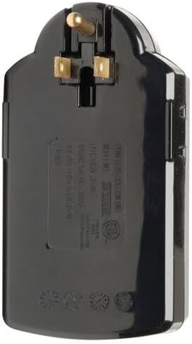 شريط الطاقة المحمول Tripp Lite 3 Outlet Surge Protector، توصيل مباشر، 2 USB، تأمين بقيمة 5000 دولار (SK120USB) in Kuwait