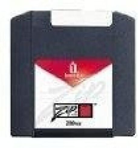 IOMEGA Zip Disk, IBM & PC Format 250 MB in Kuwait