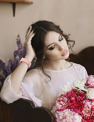 سوار TOYOUTHS Boho منقوش متوافق مع سوار ساعة Apple 45 مم 44 مم 42 مم 49 مم للنساء والفتيات، أشرطة زهور رياضية مصممة من السيليكون الغربي لسلسلة iWatch 8/7/6/5/4/3/2/1/SE/Ultra، أبيض in Kuwait