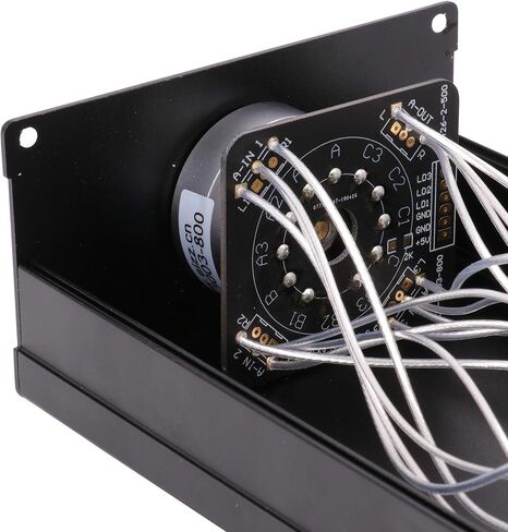 GD-PARTS 3 in 1 Output RCA Switch Box 3:1 Stereo Audio Signal Sources Selector Splitter Box Switcher Hand Made (Black) in Kuwait