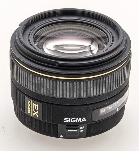 سيجما عدسة 30 ملم f/1.4 EX DC لكاميرات مينولتا وسوني الرقمية SLR in Kuwait