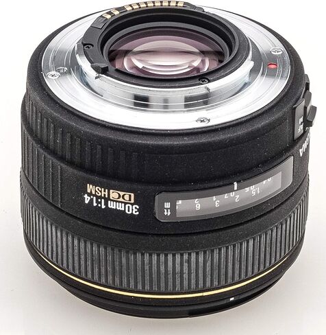 سيجما عدسة 30 ملم f/1.4 EX DC لكاميرات مينولتا وسوني الرقمية SLR in Kuwait