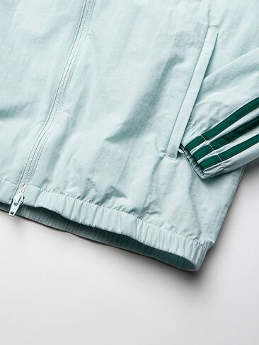 سترة رجالية من Adidas Originals BLC Superstar windbreaker in Saudi Arabia