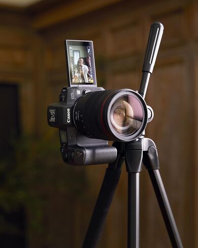 Canon EOS R RF24-105mm F4-7.1 IS STM Lens Kit, Vlogging and Content Creator Camera 4K UHD, Digital Single-Lens Non-Reflex AF/AE, 0.4 Magnification, Mirrorless and Full-Frame, Compact & Lightweight in Kuwait