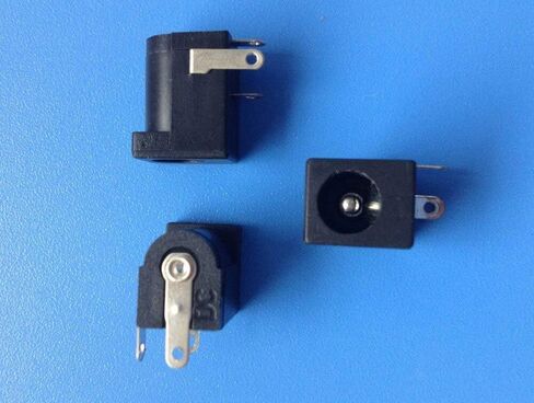 Davitu Electrical Equipments Supplies - New DC Power Jack 2.1mm Barrel-Type PCB Mount 100PCS in Kuwait