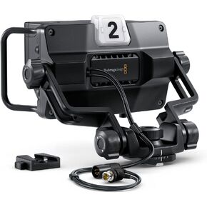 Blackmagic Design 7" URSA Studio Viewfinder G2 in Kuwait