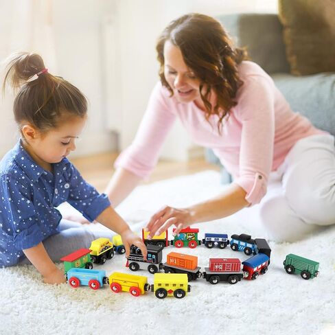 مجموعة قطارات مغناطيسية مكونة من 12 قطعة من سيارات القطار الخشبية من Wondertoys تتضمن 3 محركات وحقيبة تخزين - مجموعة قطارات خشبية للأطفال الصغار متوافقة مع مسارات مجموعة قطارات العلامات التجارية الكبرى - قطارات لطاولة القطار in Kuwait