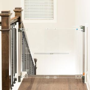 بوابة أمان للأطفال بتصميم كريستال من كيودوس - تلبي المعايير الأوروبية الأكثر متانة - تصميم عصري وآمن لا مثيل له - الجمال والسلامة معًا في آخر - تركيب بسيط | تركيب أدوات تثبيت in Kuwait