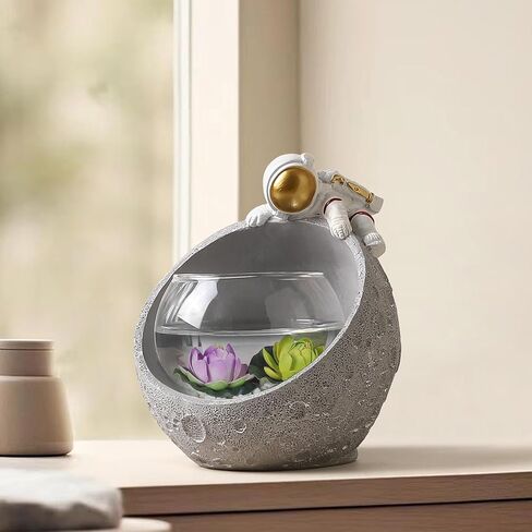 Astronaut Planter Terrarium and Storage Ornament 2-in-1, Resin Spaceman Glass Hydroponics Flower Vases, Nordic Modern Succulent Flower Pot Creative Decor for Home Office Table in Kuwait