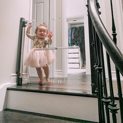 بوابة أمان للأطفال بتصميم كريستال من كيودوس - تلبي المعايير الأوروبية الأكثر متانة - تصميم عصري وآمن لا مثيل له - الجمال والسلامة معًا في آخر - تركيب بسيط | تركيب أدوات تثبيت in Kuwait