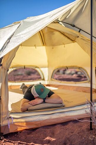 وسادة نوم DOD Soto للتخييم - مرتبة تخييم ذاتية النفخ وسميكة للغاية ووسادة تخييم - أسمر ضارب للصفرة - صغيرة in Kuwait