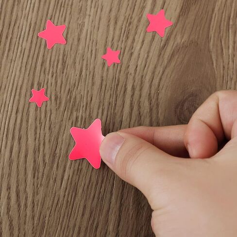 شارات نجوم متوهجة في الظلام ديكور للسقف، سماء مرصعة بالنجوم زخرفة لامعة مثالية لهدايا غرفة نوم الأطفال in Kuwait