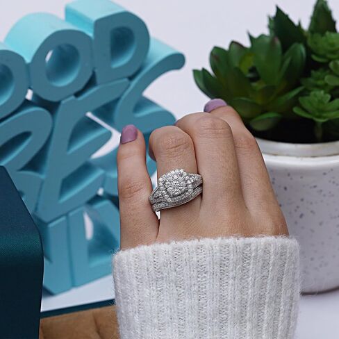 SAVEARTH DIAMONDS 1 1/4 CTTW قطع مستدير تم إنشاؤها بواسطة مختبر مويسانيتي الماس مزدوج هالة خاتم الزفاف من الذهب عيار 14 قيراط على الفضة الإسترليني (لون G-H، وضوح VVS1، 1.25 قيراط) in Kuwait