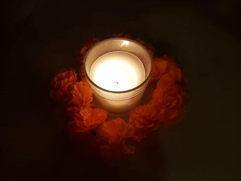 Z3N 50 pc Orange Marigold Flower Heads. Mexican Cempasuchil. Silk Artificial Flowers (Without stem) in Saudi Arabia