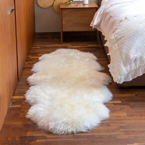 MH MYLUNE HOME Genuine Sheepskin Rug, New Zealand Natural Sheepskin Throw,Luxury Fluffy Sheepskin Seat/Chair Cover， Real Shearling Rug Soft, Lambskin Animal Fur Rug for Bedroom/Living Room in Kuwait
