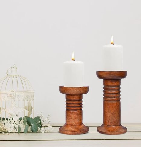 مجموعة حامل الشمعدانات المزخرفة من خشب المانجو البني من NIRMAN، ديكور مركزي لطاولة الطعام في بار الموقد (بني) (4 بوصة × 4 بوصة × 6 بوصة، 4 بوصة × 4 بوصة × 8 بوصة) in Kuwait