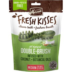 Merrick Fresh Kisses Dog Dental Treats With Mint Breath Strips, Dog Treats for Medium Breeds 25-50 Lbs - 1.88 lb Box with 30 Brushes