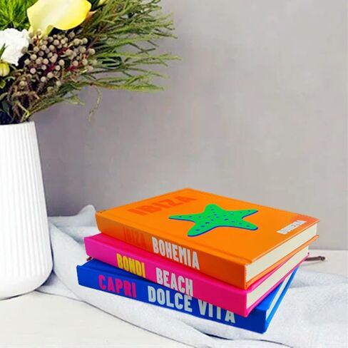 3 قطع من الكتب الزخرفية العصرية، كتب زخرفية حديثة ذات غلاف فني، كتب ديكور مكدسة لديكور المنزل، رف الكتب، رفوف عرض طاولة القهوة، غرفة المعيشة (روما/باريس/لندن) in Kuwait