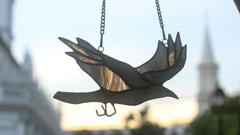 ZKULL Raven Decor الزجاج الملون - الشذوذات والفضول ديكور غريب الأطوار - ديكور قوطي ديكور المنزل القوطي - هدايا الغراب لإضافة مخيف إلى أرواحك in Kuwait