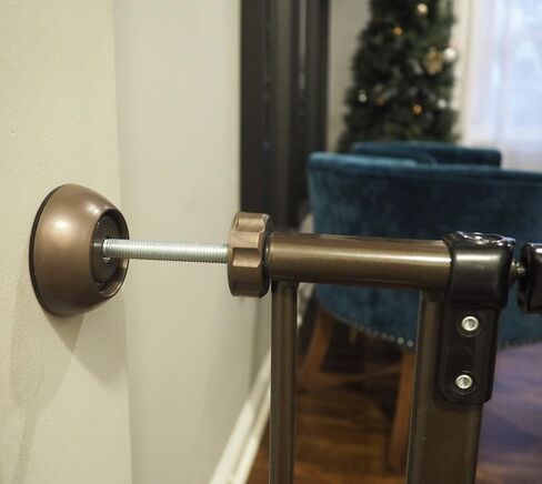 واقي حائط صغير من Baby Gate Guru مكون من 4 قطع - أسود - وسادات أكواب لحماية جدرانك من بوابات الأطفال المثبتة بالضغط، وبوابات الحيوانات الأليفة، وبوابات الأمان، وقضبان ستائر الدش، والمزيد (4 عبوات، أسود) in Kuwait