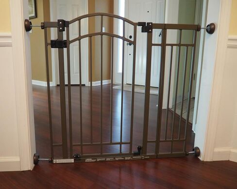 واقي حائط صغير من Baby Gate Guru مكون من 4 قطع - أسود - وسادات أكواب لحماية جدرانك من بوابات الأطفال المثبتة بالضغط، وبوابات الحيوانات الأليفة، وبوابات الأمان، وقضبان ستائر الدش، والمزيد (4 عبوات، أسود) in Kuwait