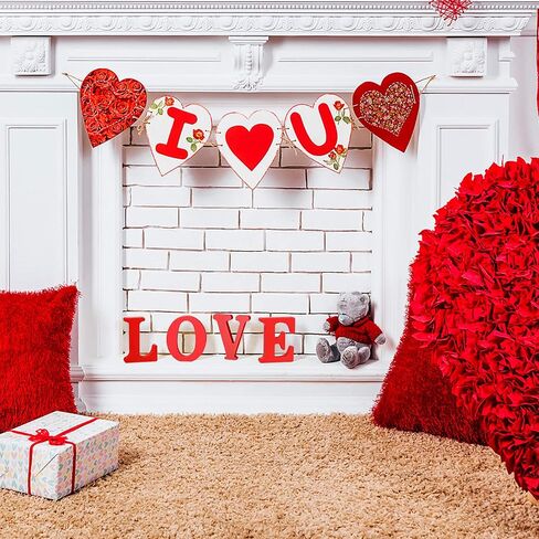 علامات الخشب الحب XOXO قائمة بذاتها على شكل حرف طاولة مركزية، علامة على الطاولة العلوية، علامات قطع كتلة خشبية لتزيين عباءة الطاولة، عيد الميلاد وعيد الحب وحفلات الزفاف (الحب الأحمر) in Kuwait