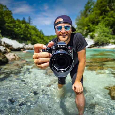 كاميرا باناسونيك LUMIX G9II Micro Four Thirds، مستشعر 25.2 ميجابكسل مع عدسة 12-60 مم F2.8-4.0 - DC-G9M2LK (متجددة) in Saudi Arabia