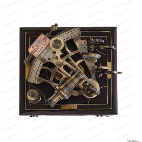 J. Scott London Brass Ship History Sextant with Hardwood Box. Vintage Solid Antique Brass Nautical Functional Maritime Sextant | Nautical Navy Decor Gifts. in Kuwait