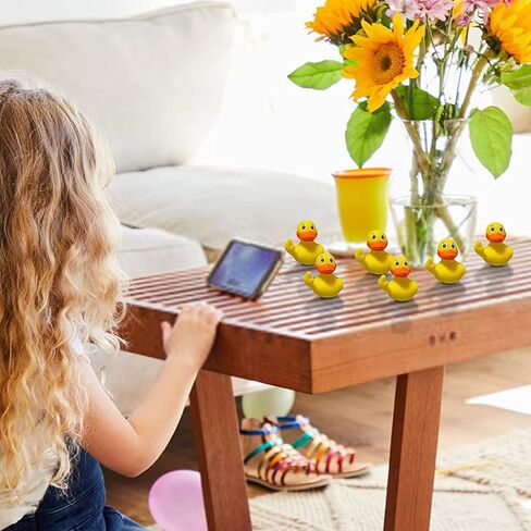 البط المطاطي، 2.28 بوصة البطة المطاطية للإصبع، البط المطاطي الصغير اللطيف ملحقات السيارة المطاطية المضحكة لديكورات لوحة قيادة سيارة الجيب (6 قطع) in Kuwait