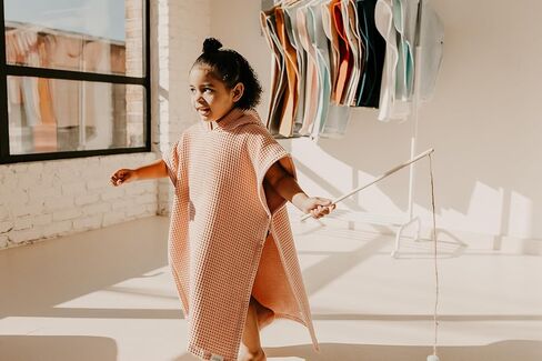 Jade&Kai Hooded Towel for Kids | Snaps into a Poncho | Organic Cotton Waffle | Lightweight and Absorbent | Bath, Beach, and Pool | Multiple Colors | (Medium (3-6 Yrs), June Breeze) in Kuwait