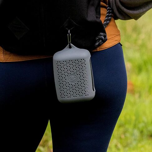 Pelican Outdoor - منشفة متعددة الاستخدام مع حقيبة حمل - ألياف دقيقة فائقة الامتصاص - أسود ستيلث in Kuwait